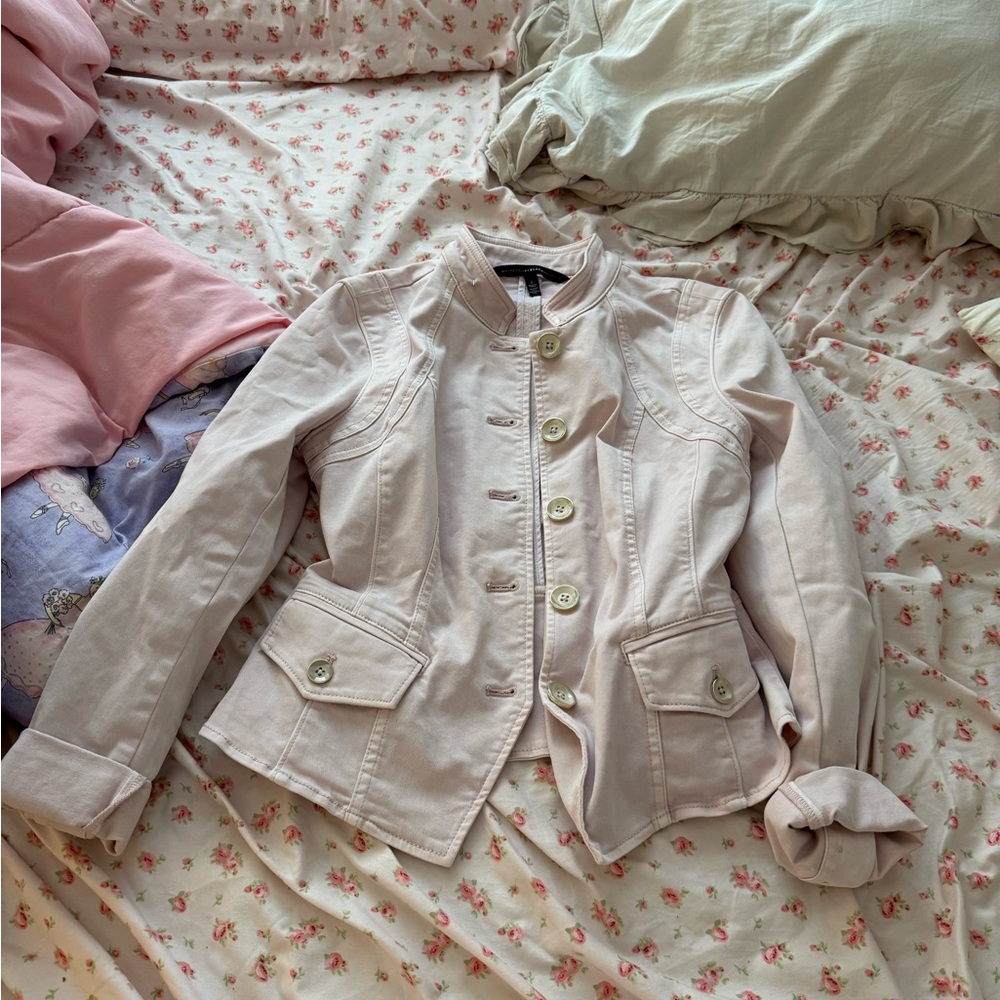 White House Black Market pink jacket buttons